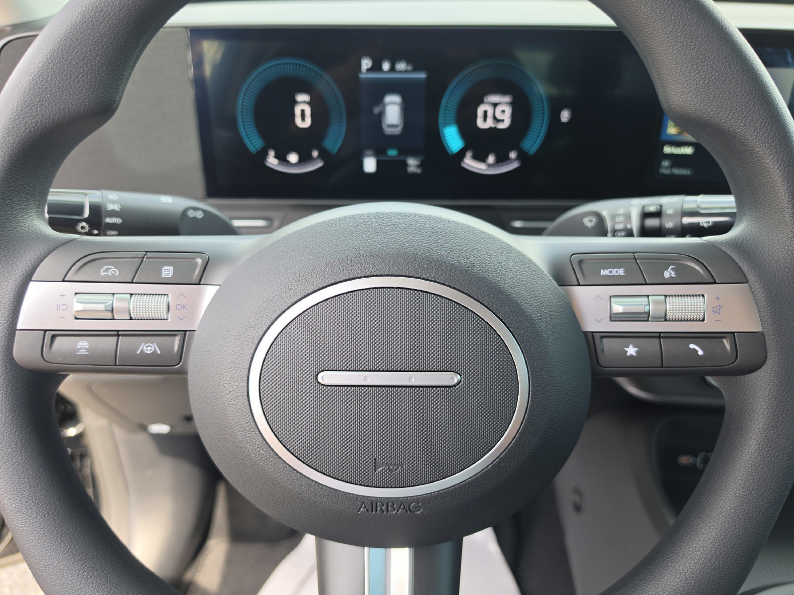 New 2027 Hyundai Kona SE FWD image 30