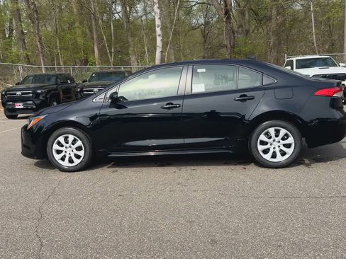 New 2026 Toyota Corolla LE FWD image 5