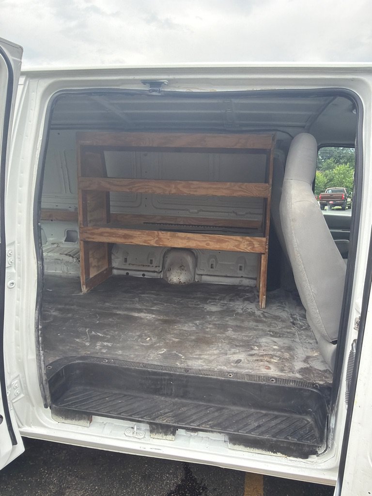 Used 2014 Ford E-350 and Econoline 350 Super Duty RWD image 11