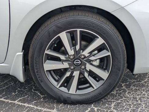 Used 2025 Nissan Versa S w/ S Plus Package image 13