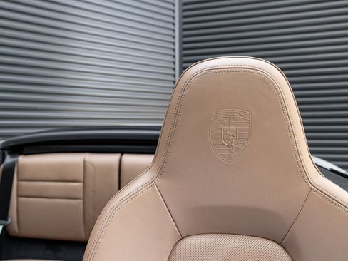Certified 2023 Porsche 911 Carrera S RWD image 15