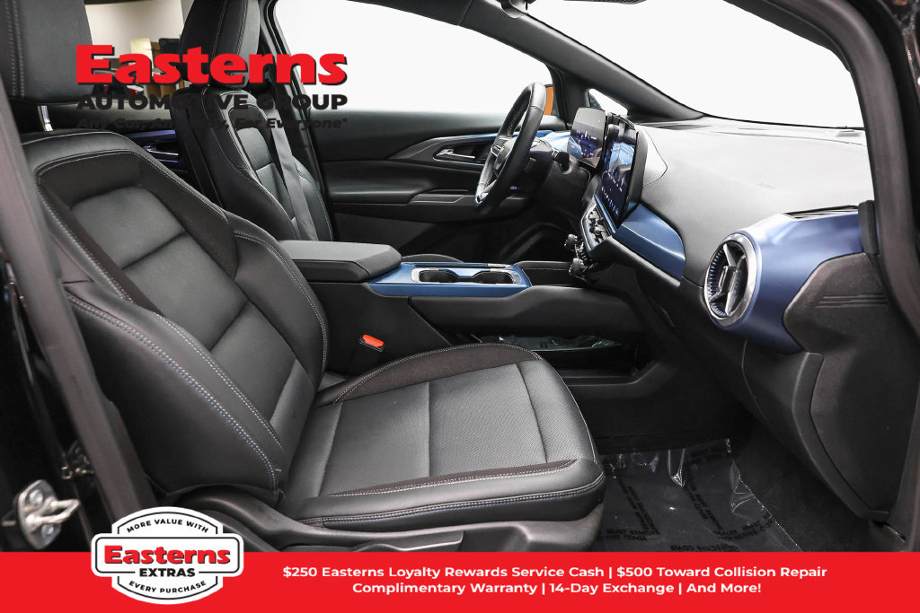 Used 2024 Chevrolet Equinox EV LT FWD image 22
