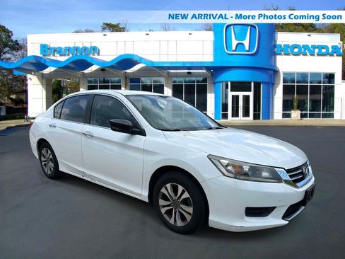 Used 2015 Honda Accord LX image 1