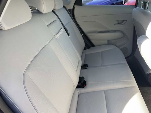 Certified 2025 Hyundai Kona SEL image 25