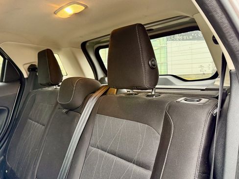 Used 2018 Ford EcoSport SE image 10