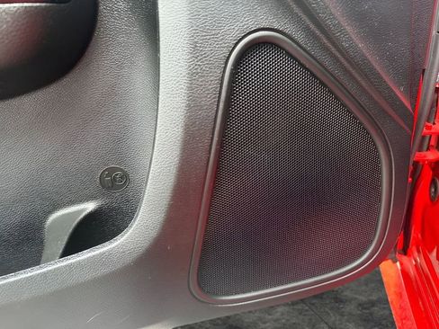 Used 2023 Dodge Charger R/T w/ Harman/Kardon Audio Group image 34