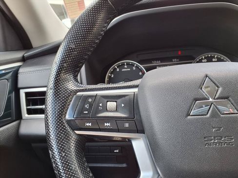 Used 2022 Mitsubishi Outlander SE FWD image 24