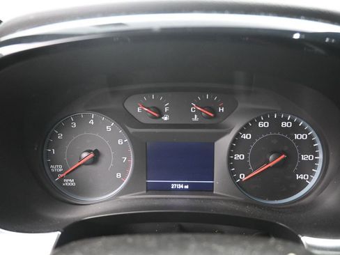 Used 2023 Chevrolet Traverse LS FWD image 11