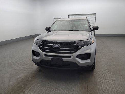 Used 2022 Ford Explorer XLT image 15