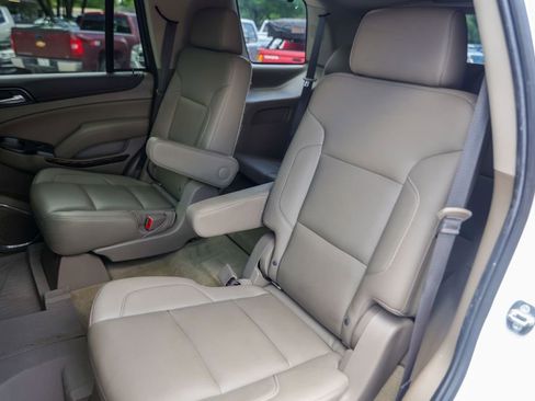 Used 2018 GMC Yukon SLT w/ Premium Edition image 25