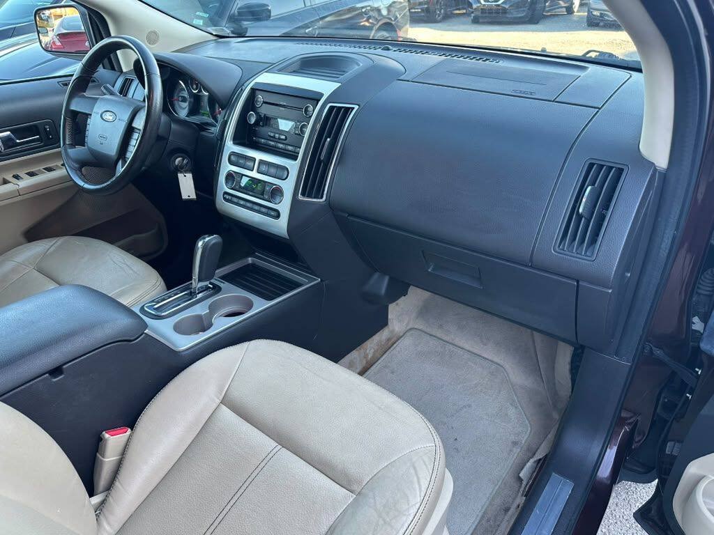 Used 2010 Ford Edge Limited FWD image 14
