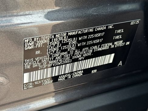 Used 2025 Toyota RAV4 XLE image 34