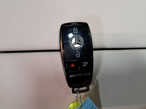 New 2026 Mercedes-Benz GLE 63 AMG S image 36