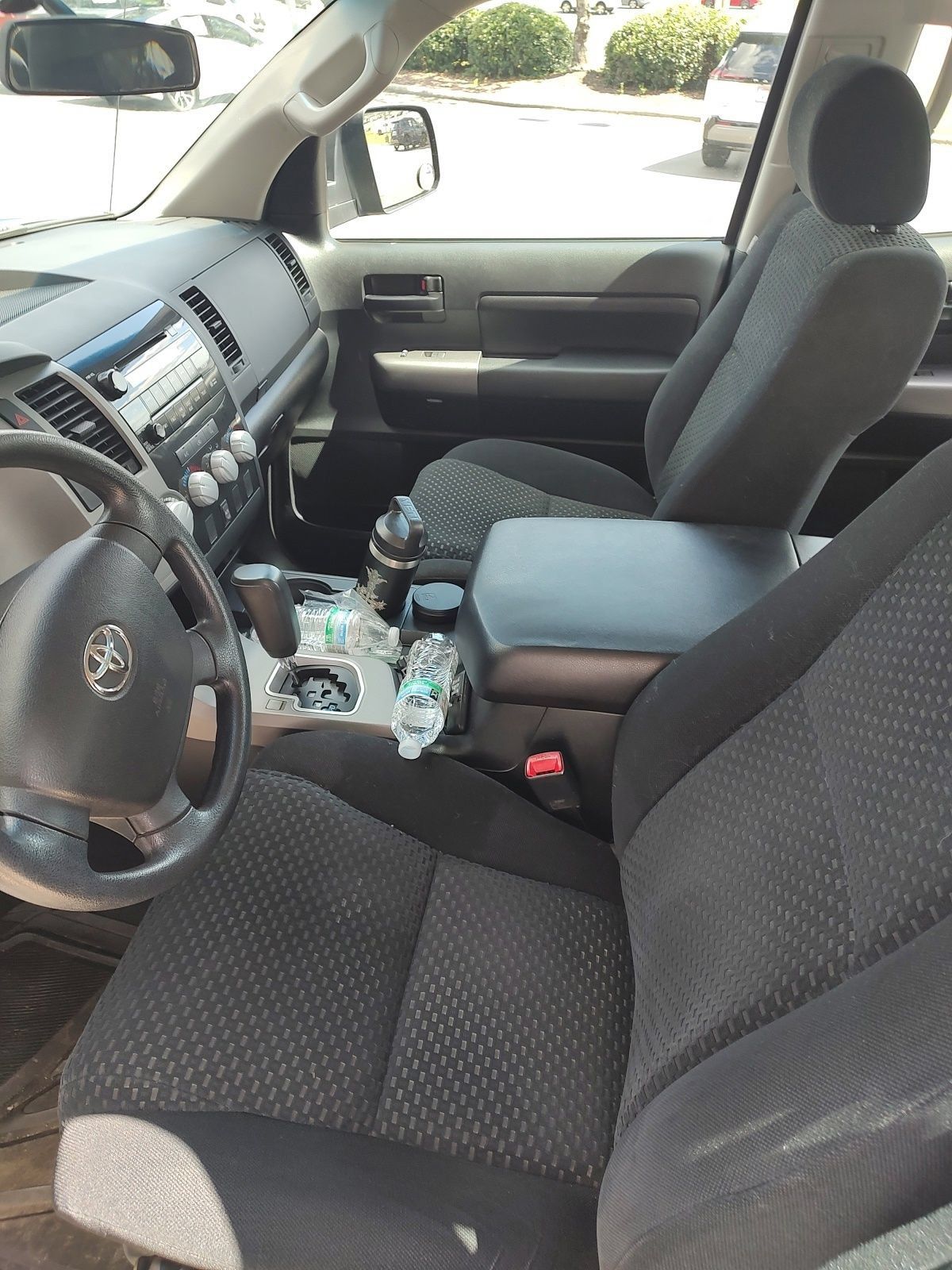 Used 2010 Toyota Tundra 4x4 Double Cab image 11