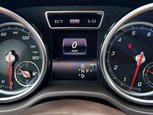 Used 2018 Mercedes-Benz GLE 350 w/ Premium 2 Package image 28