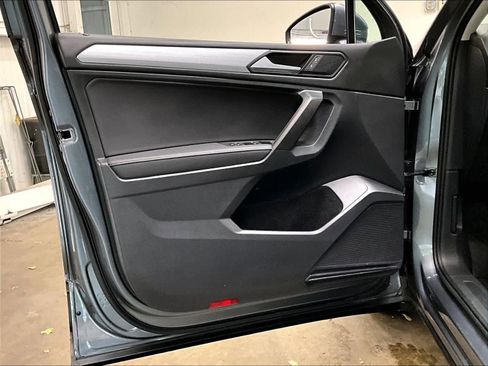 Used 2024 Volkswagen Tiguan S image 24