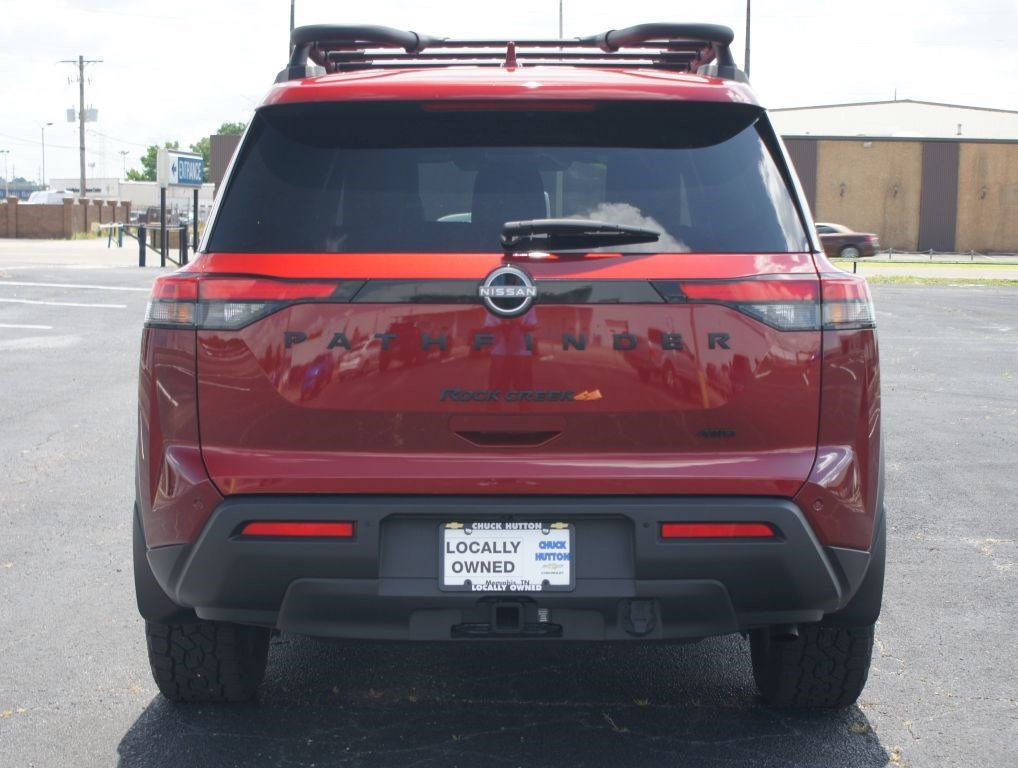 Used 2025 Nissan Pathfinder Rock Creek AWD/4WD image 3