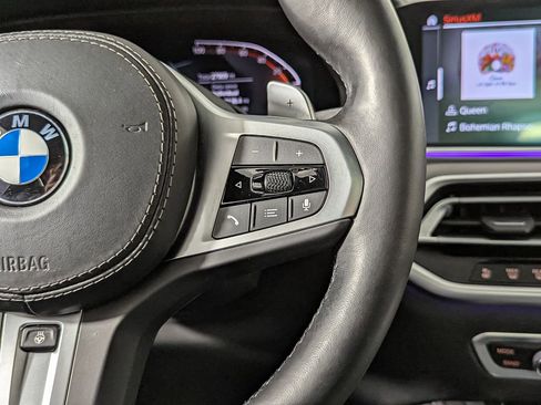 Used 2022 BMW X6 xDrive40i w/ M Sport Package image 34