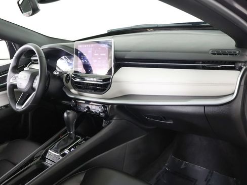 Used 2024 Jeep Compass Limited AWD/4WD image 26