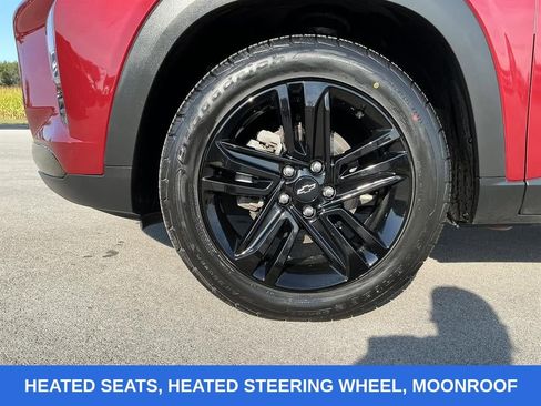 Used 2024 Chevrolet Trax ACTIV w/ Sunroof Package image 12