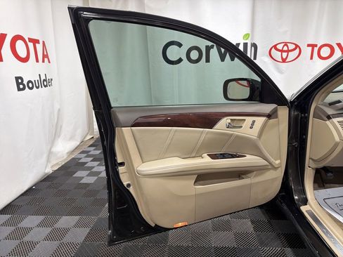 Used 2009 Toyota Avalon Limited FWD image 19