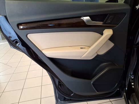 Used 2018 Audi Q5 2.0T Premium Plus w/ Premium Plus Package image 18