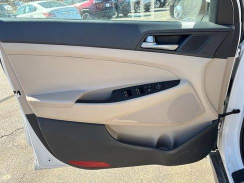 Used 2016 Hyundai Tucson Limited w/ Option Group 03 image 10