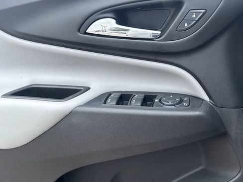 Used 2019 Chevrolet Equinox LT image 25