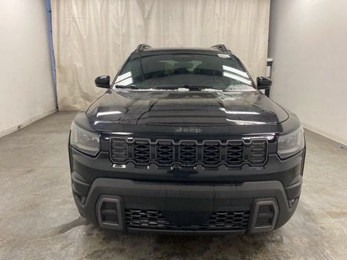 Used 2026 Jeep Cherokee Limited AWD/4WD image 2