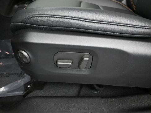 New 2025 Jeep Wrangler Unlimited Sahara w/ Technology Group image 14