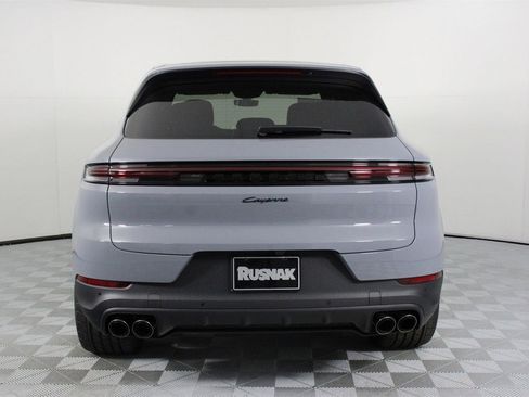 New 2026 Porsche Cayenne image 6