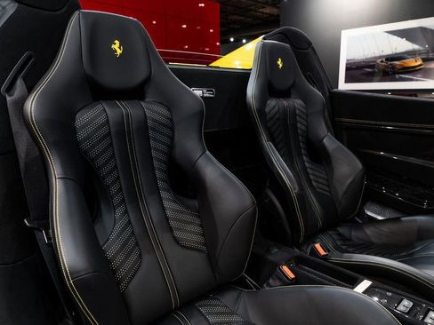Certified 2015 Ferrari 458 Speciale A RWD image 44