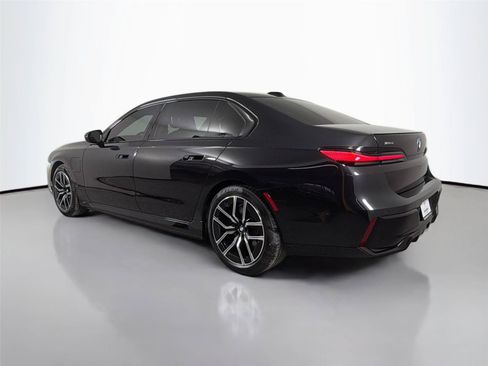New 2026 BMW 750e xDrive w/ Executive Package AWD/4WD image 7
