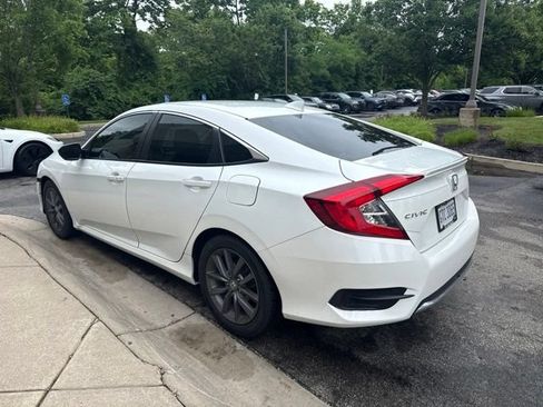 Used 2019 Honda Civic EX image 3