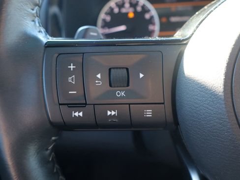 Used 2022 Nissan Pathfinder SL image 17