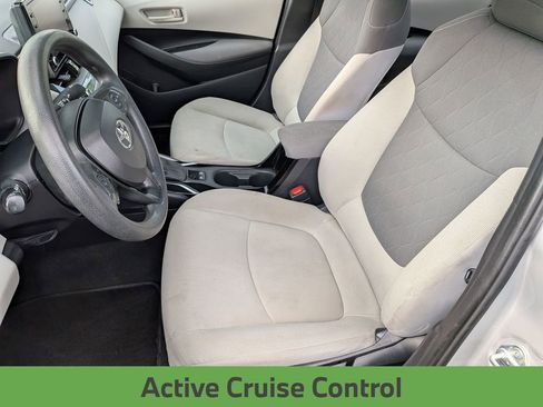 Used 2022 Toyota Corolla LE FWD image 15