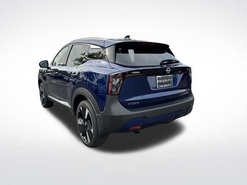New 2025 Nissan Kicks SR w/ SR Premium Package image 3