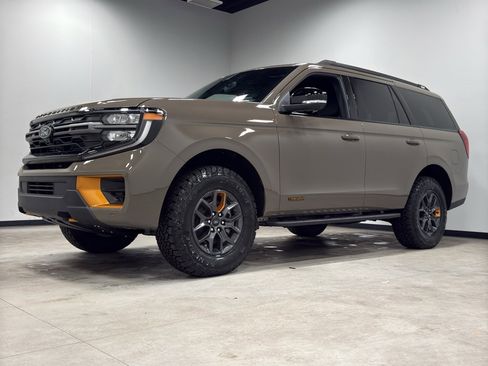 New 2026 Ford Expedition Tremor image 4