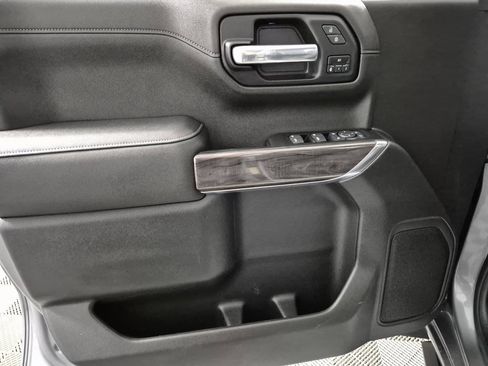 Used 2019 Chevrolet Silverado 1500 LTZ image 13