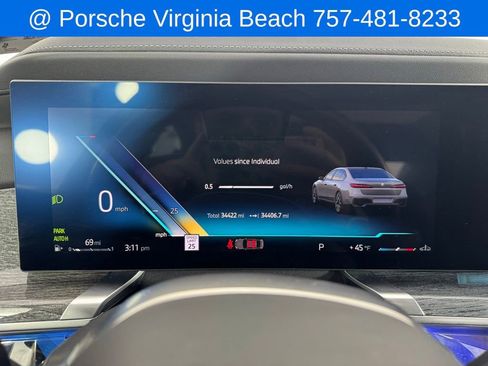Used 2023 BMW 740i w/ Parking Assistance Package image 12