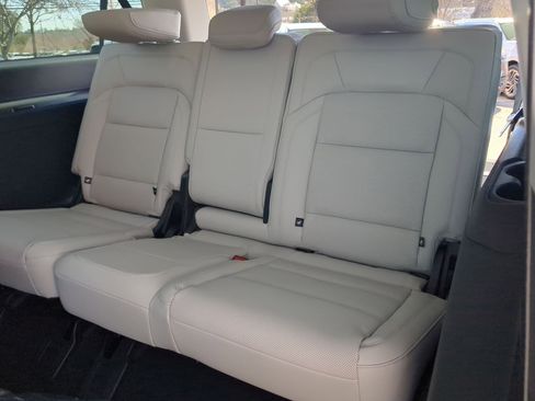 New 2026 Lincoln Navigator L Premier image 22