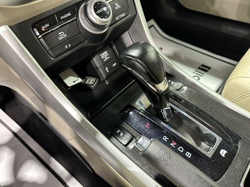 Used 2015 Honda Accord Touring image 16