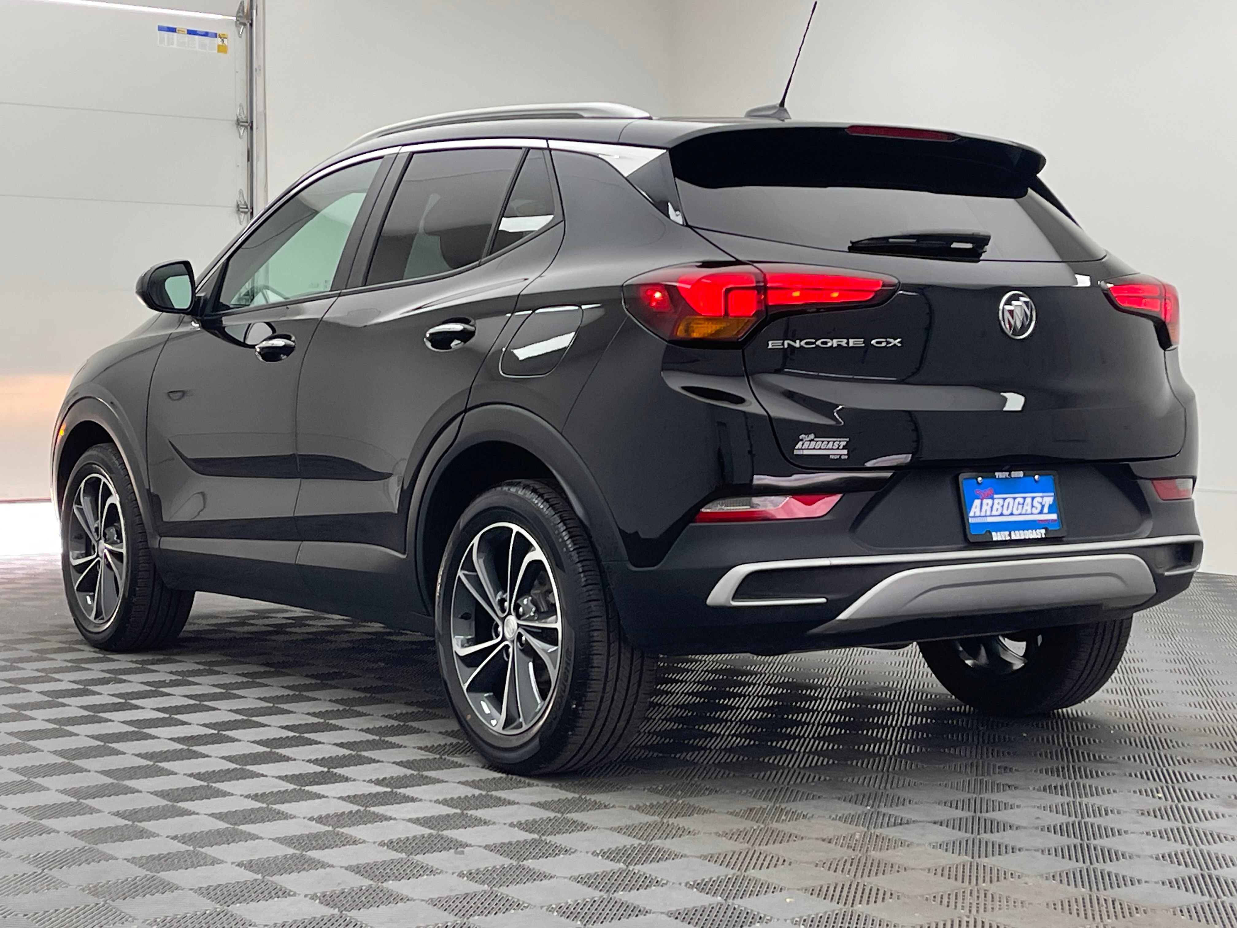 Used 2023 Buick Encore GX Select FWD image 10