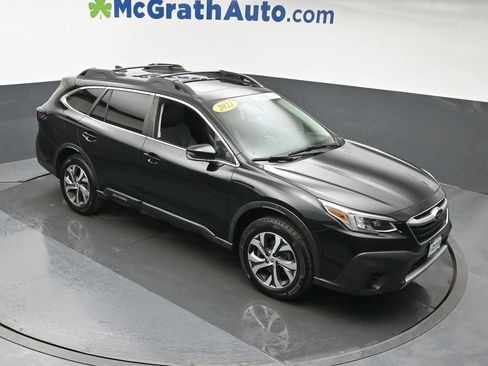 Used 2022 Subaru Outback Limited AWD/4WD image 3