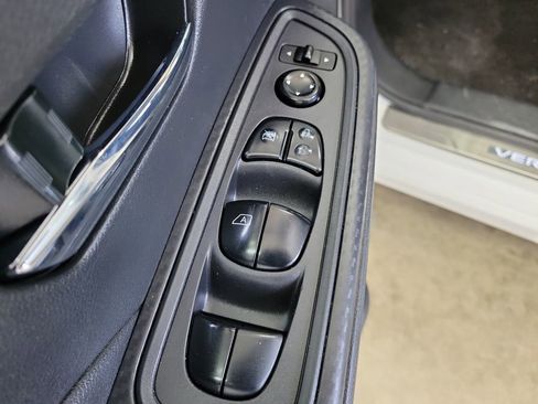 Used 2023 Nissan Versa SV w/ Electronics Package FWD image 21