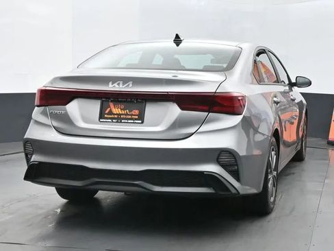 Used 2023 Kia Forte LXS FWD image 8