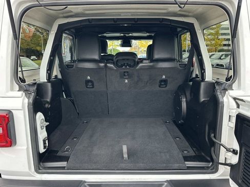 Used 2019 Jeep Wrangler Unlimited Rubicon image 25