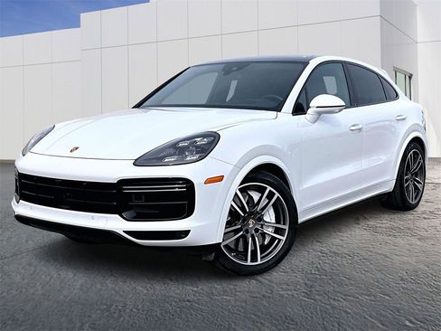 Used 2023 Porsche Cayenne Turbo image 1