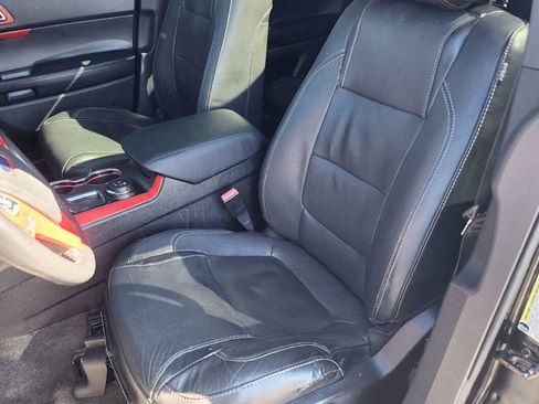 Used 2015 Ford Explorer Sport w/ Equipment Group 401A image 15