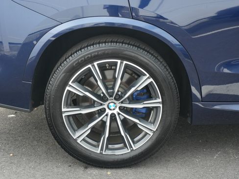 Used 2019 BMW X5 xDrive40i w/ M Sport Package AWD/4WD image 12